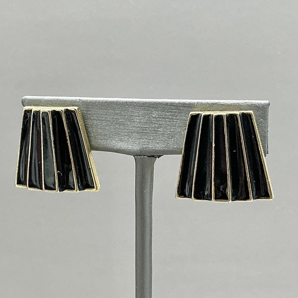 Vintage Napier Earrings Black Enamel Fan Triangle Clip On Gold Tone Studs 1 Inch